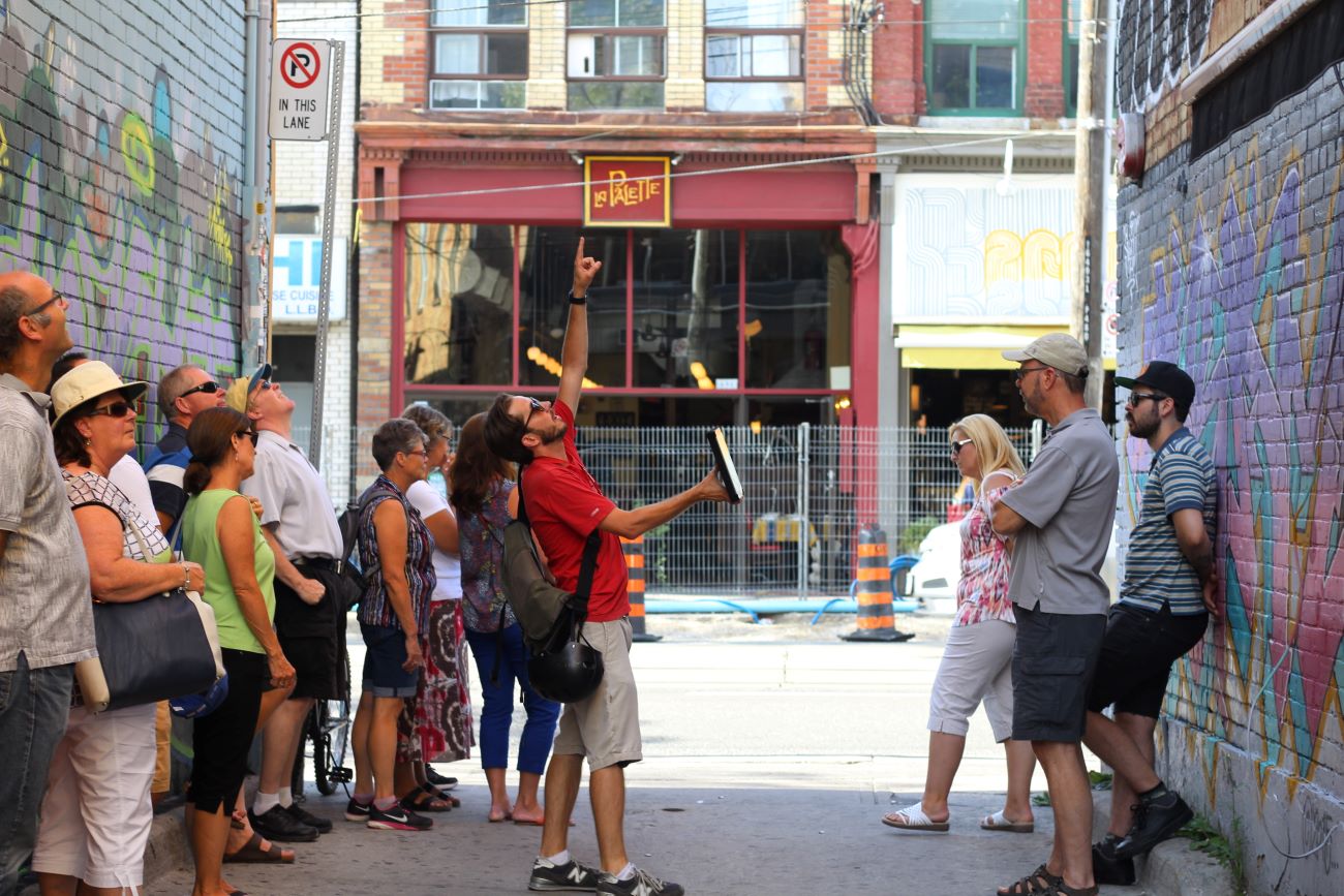 Toronto: Kensington Market & Chinatown