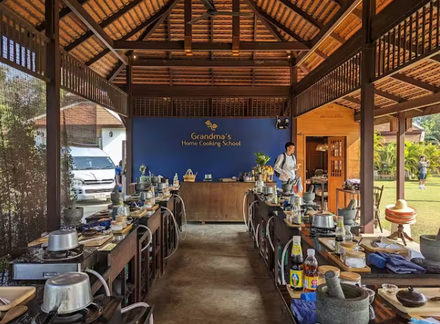 Grandma's Home Cooking School