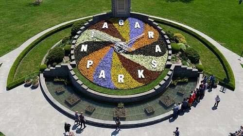 Toronto to Niagara Falls In-Depth Small Group Tour w/Boat Option Day Tours