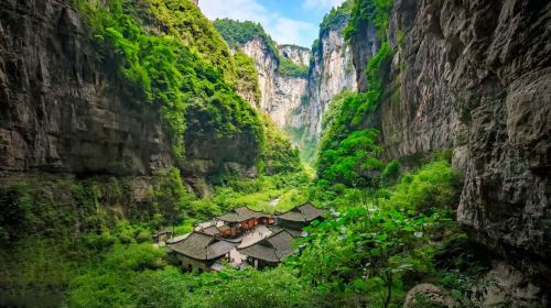 Chongqing Wulong Tiansheng Three Bridges + Longshuixia Ground Crack one-day tour
