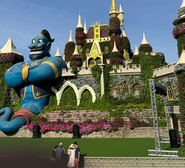Dubai: Miracle Garden Tour With Return Transfer