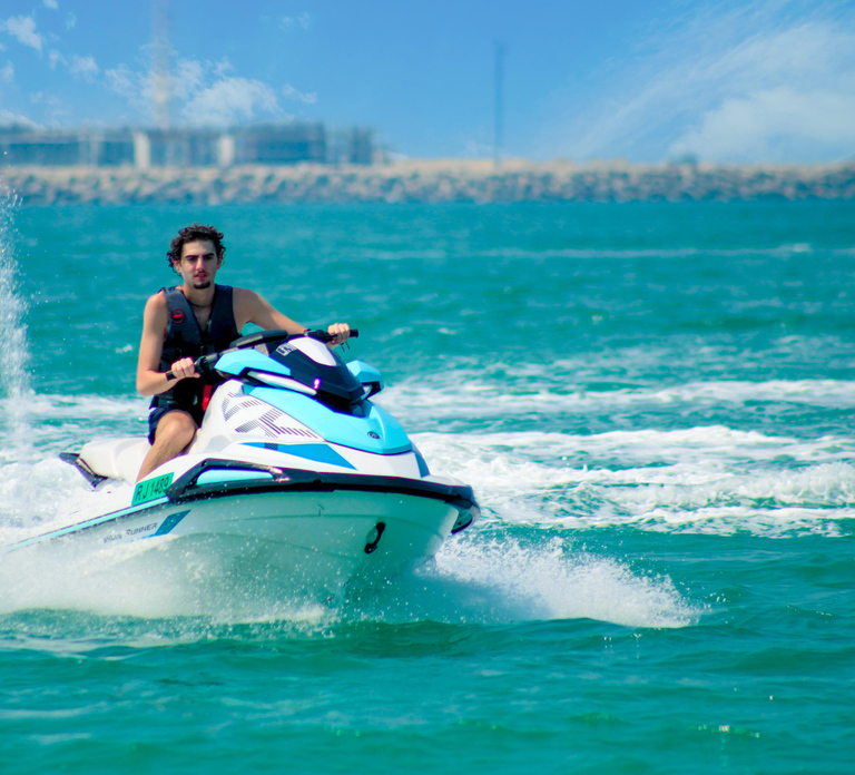 Ras Al Khaimah: Al Hamra Beach Guided Jet Ski Tour