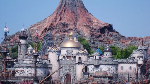 Tokyo DisneySea Park 1-Day Pass with Optional Private Transfers Day Tours