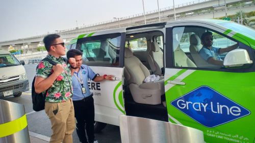 From Dubai: Airport Arrival Transfer Day Tours