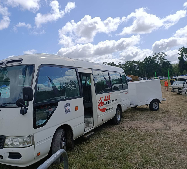 Airlie Beach: Transfer to/from Whitsunday Coast Airport