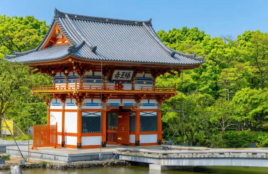 Osaka & Kyoto Scenic Spots Tour – Katsuo-ji Daruma, Kyoto Arashiyama Scenery