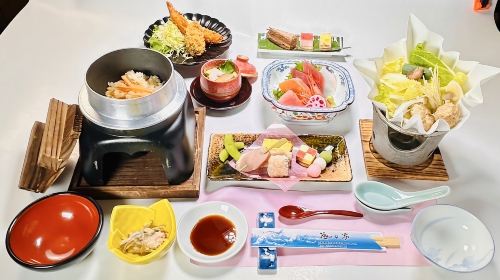 [Fuji Mountain Seaside House] Chef's Recommended Seafood Package - Choose One of Three Meal Vouchers