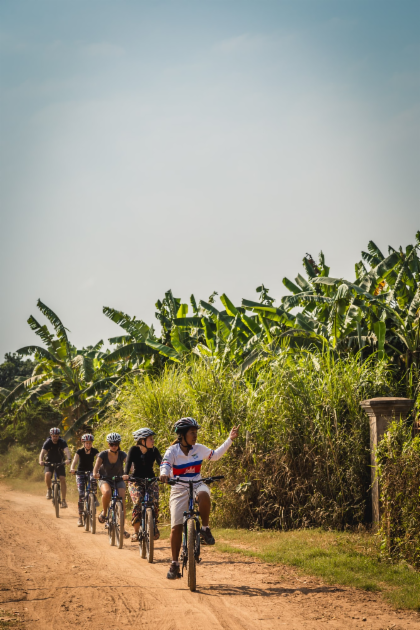 Phnom Penh: Countryside Bike Tour on the Silk Islands