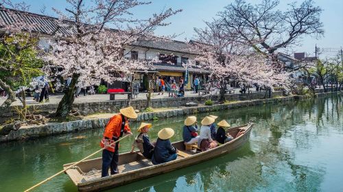 Kyushu Strawberry Picking & Yanagawa Boat Ride & Koimiko Shrine & Tosu Premium Outlets 1-Day Tour