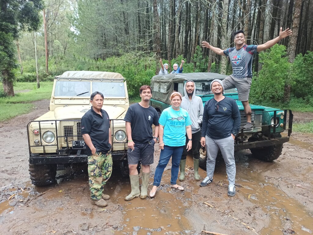 Fun Offroad Cikole Lembang Bandung – Land Rover Adventure