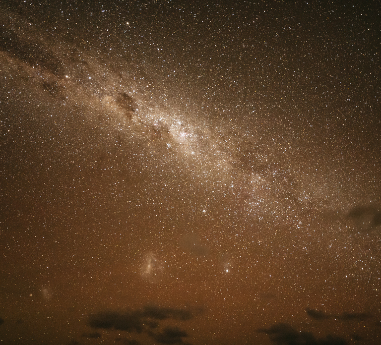 Perth: Pinnacles Desert Sunset and Stargazing with Dinner