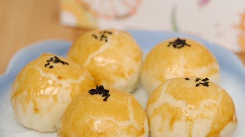 CookInn Traveler's Cooking Class Make Your Own Taiwanese Snacks with Japanese-Support Tablet