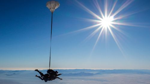 Skydiving Experience in Dubai 97938