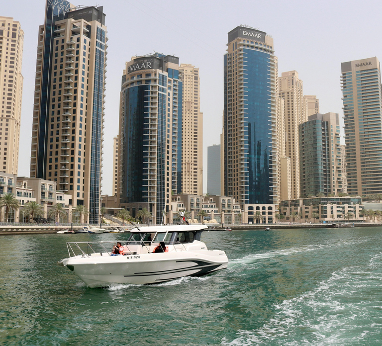 Dubai: Private Yacht Charter with Music & Hotel Pickup