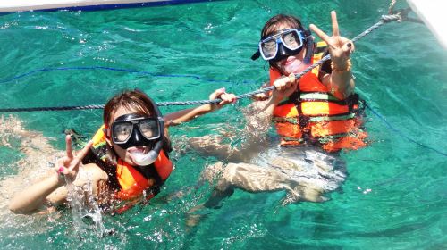 Boracay Island Hopping Day Tour: Snorkeling, Beaches & Seafood BBQ Day Tours