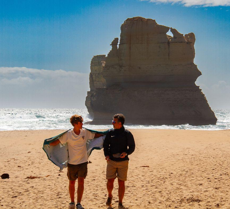 Great Ocean Road Tour w/ Deluxe Minibus & Top-Rated Guide