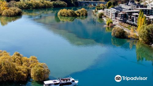 RealNZ - Queenstown Visitor Centre