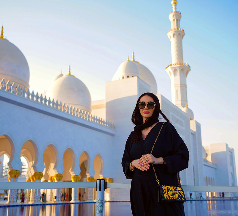Explore Abu Dhabi: 2-Day Cultural Journey from Dubai