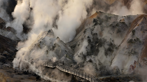 Hokkaido Day Tour: Noboribetsu, Mt. Usu, Lake Toya & Lake Shikotsu
