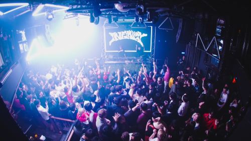 Osaka Umeda: OWL OSAKA Nightclub Entry Ticket with Drinks (Exclusive for Foreign Visitors)