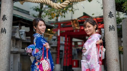 Kimono Peony Kimono Rental Experience in Osaka