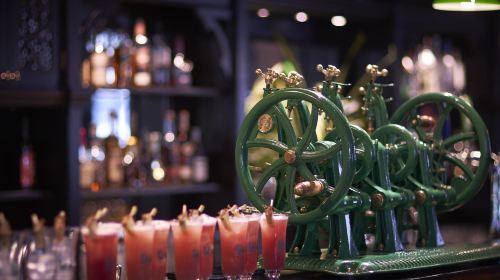 Singapore Sling cocktail voucher - Long Bar at Raffles Singapore