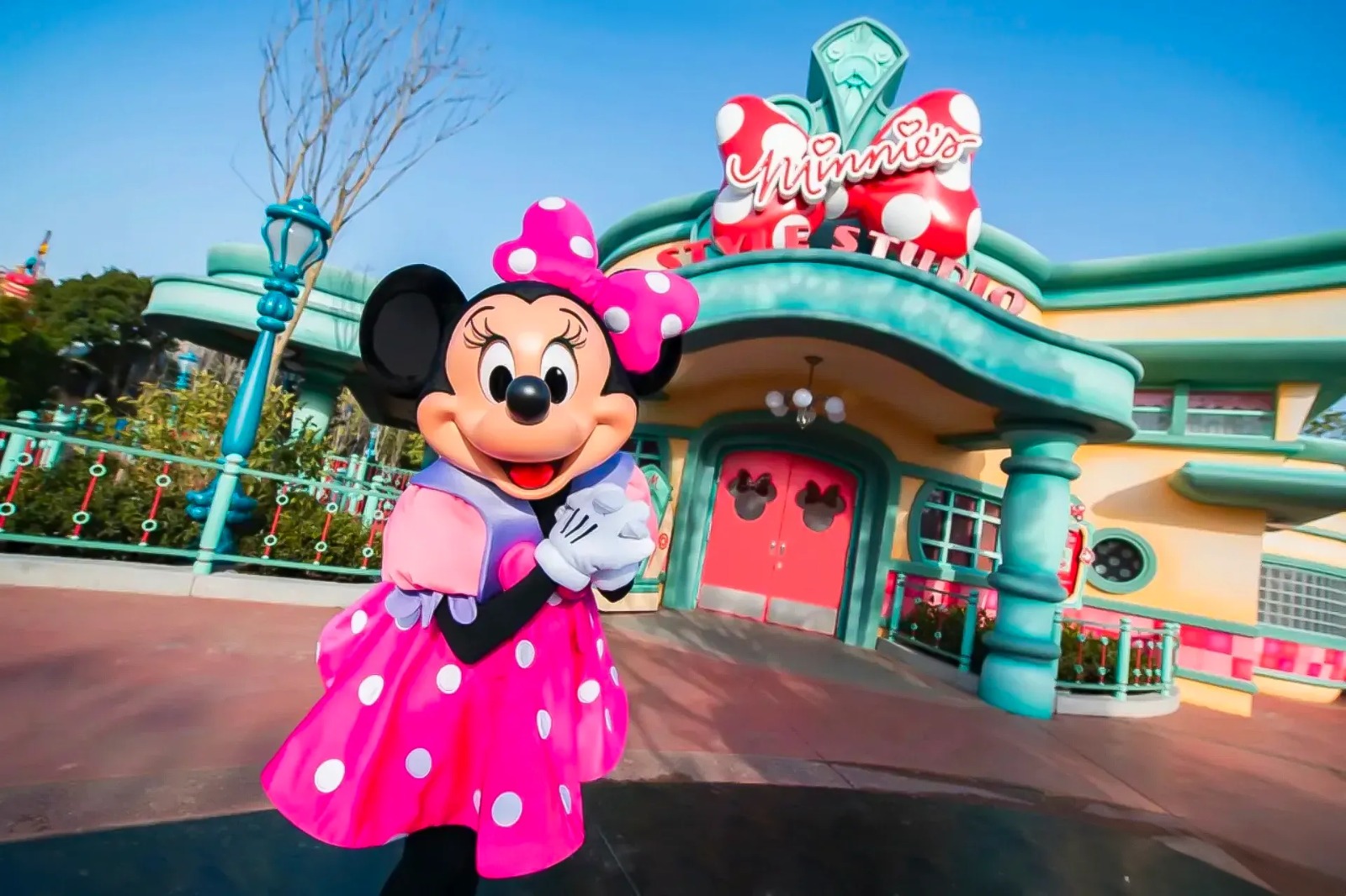 Tokyo Disney Resort - Tokyo Disneyland & Tokyo DisneySea