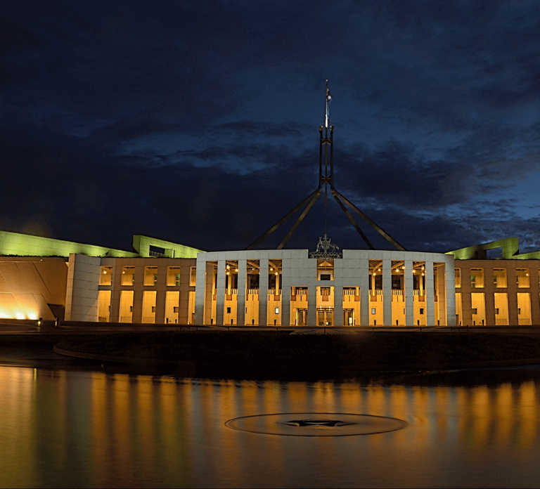 Canberra: City Highlights Day Tour with Entrance Fees