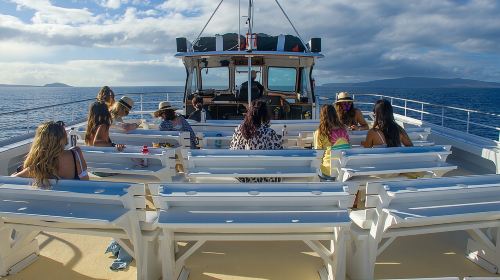 Molokini and Turtle Town Snorkel Adventure aboard Pride of Maui