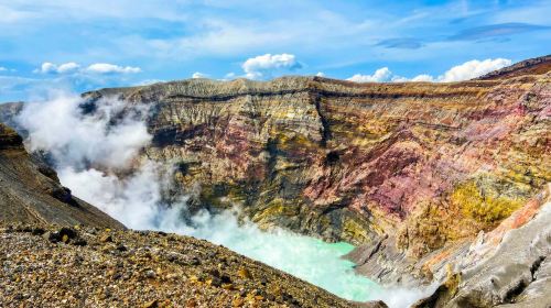 1-day tour to Fukuoka's hidden shrine, Aso Volcano, Kusasenri, and Kurokawa Onsen