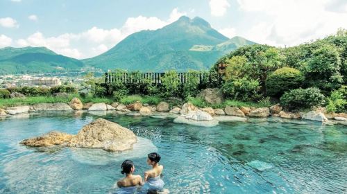 one-day tour of Kyushu Zoo in Oita,Ghibli Town & Animal Interaction Tour
