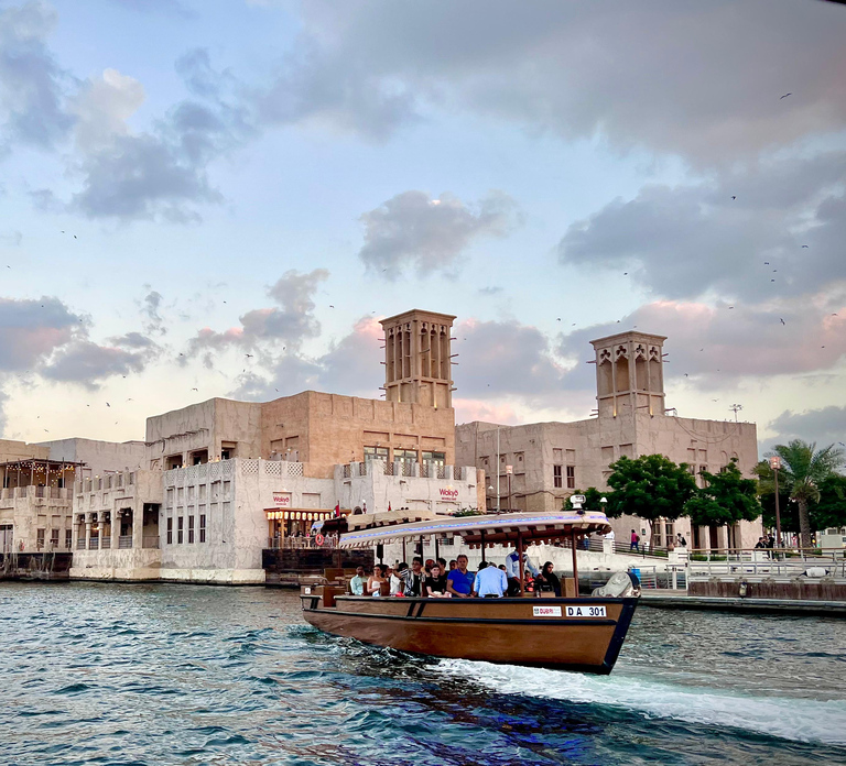 Private Dubai Old Town Tour,street food,Boat & Museums