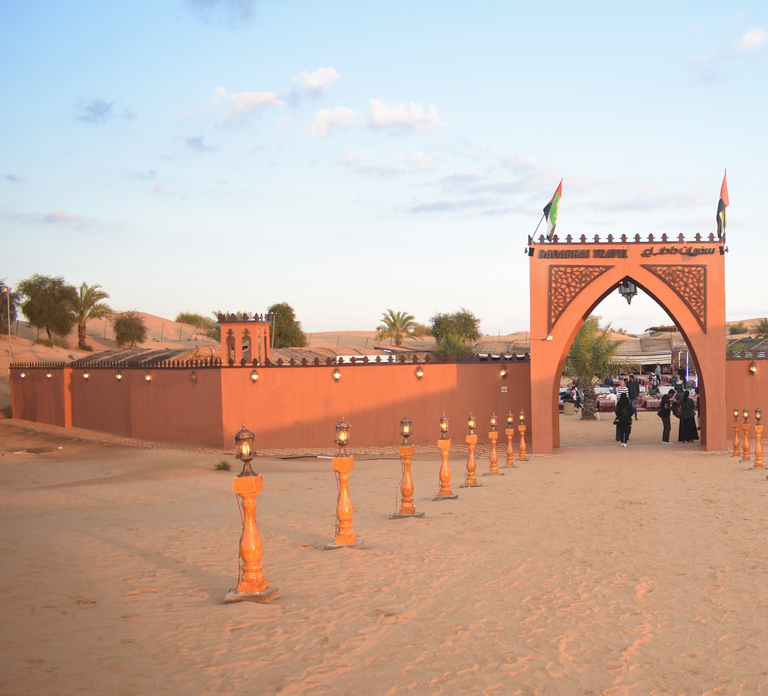 Dubai: Desert Safari with BBQ Dinner in a Bedouin camp