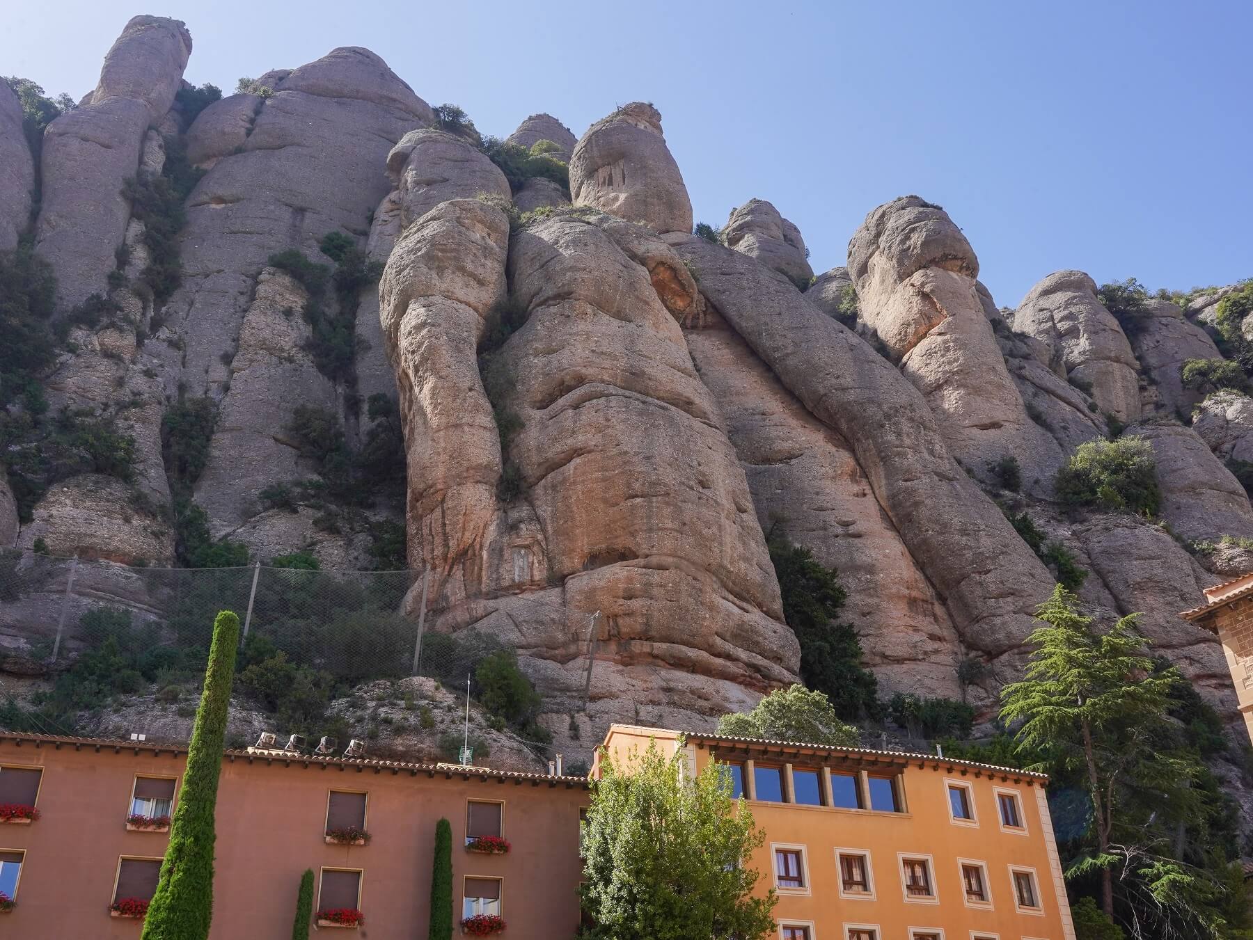 Montserrat Morning Tour with Cog-wheel Train & Priority Access to the Black Madonna