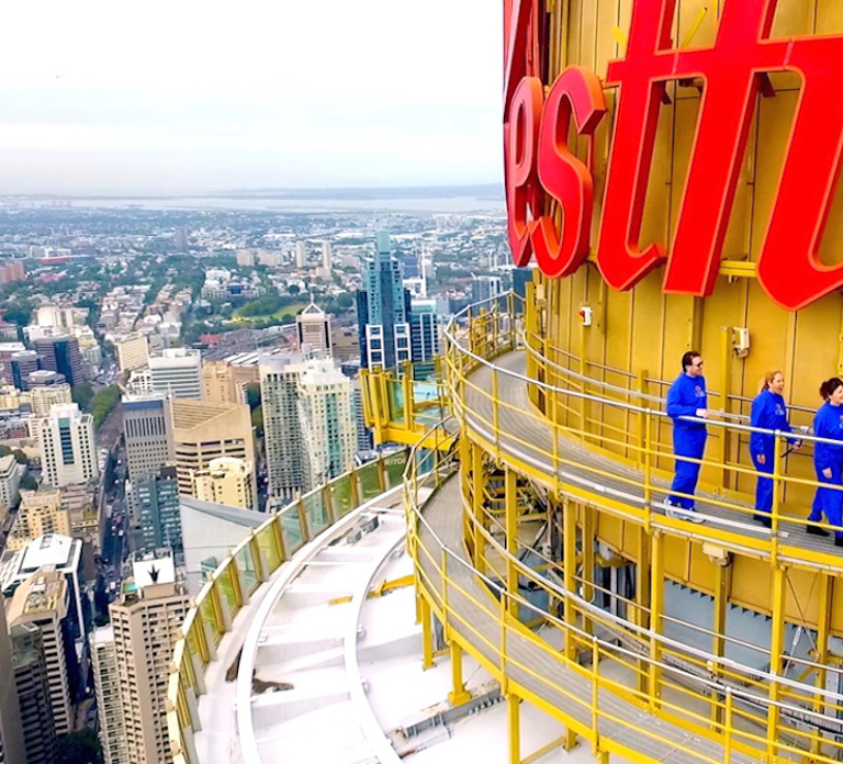Skywalk at The Sydney Tower Eye: Ticket & Tour