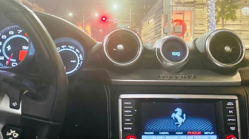 1-Hour Driving Tour from Hollywood to Beverly Hills in a Ferrari Day Tours