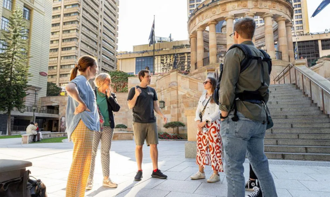 Brisbane History and Laneways Walking Tour - 3 Hours