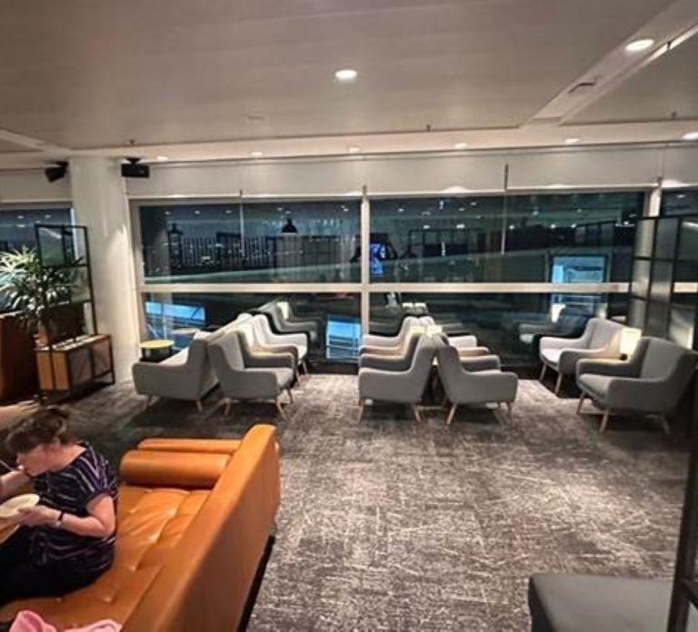 Brisbane Airport (BNE): Premium Lounge Entry