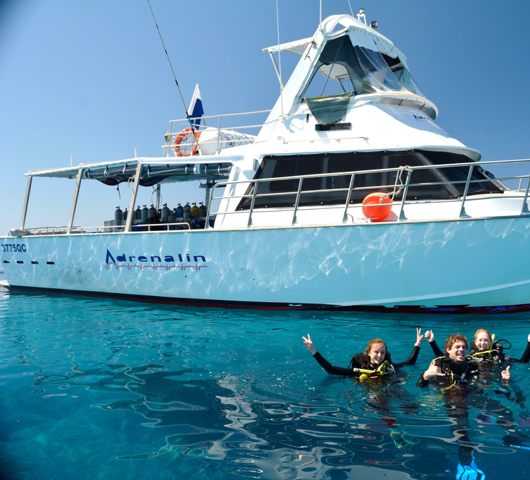 Townsville & Magnetic Island: Reef Explorer Snorkel Trip
