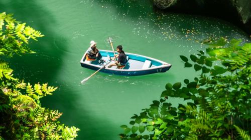 1-day tour to Kyushu Miyazaki Takachiho Gorge with cruise, Kumamoto Aso volcano and Kusasenri