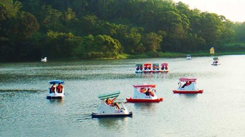 West Lake Resortopia