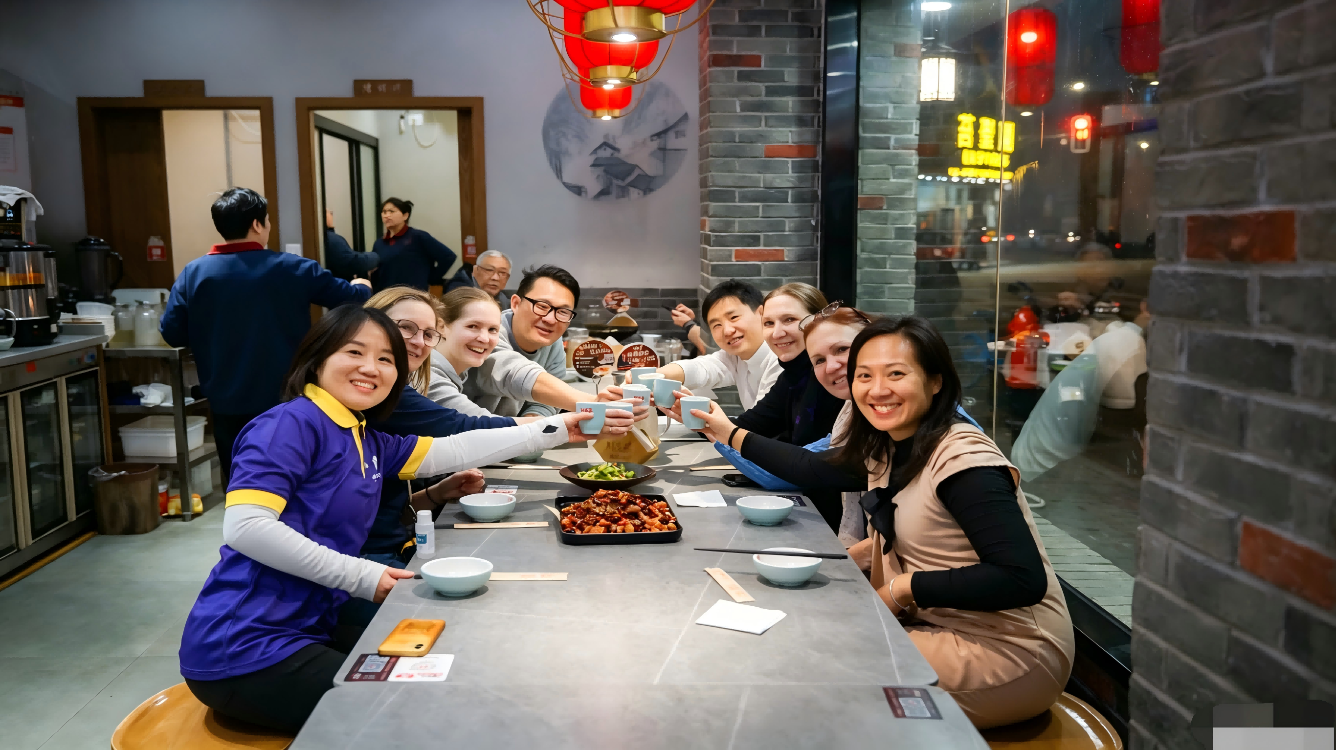 Small Group: Shanghai After Dark Food Tour with 9 tastings