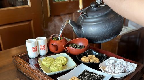 Private Jiufen & Pingxi Day Tour with English-Speaking Guide Day Tours