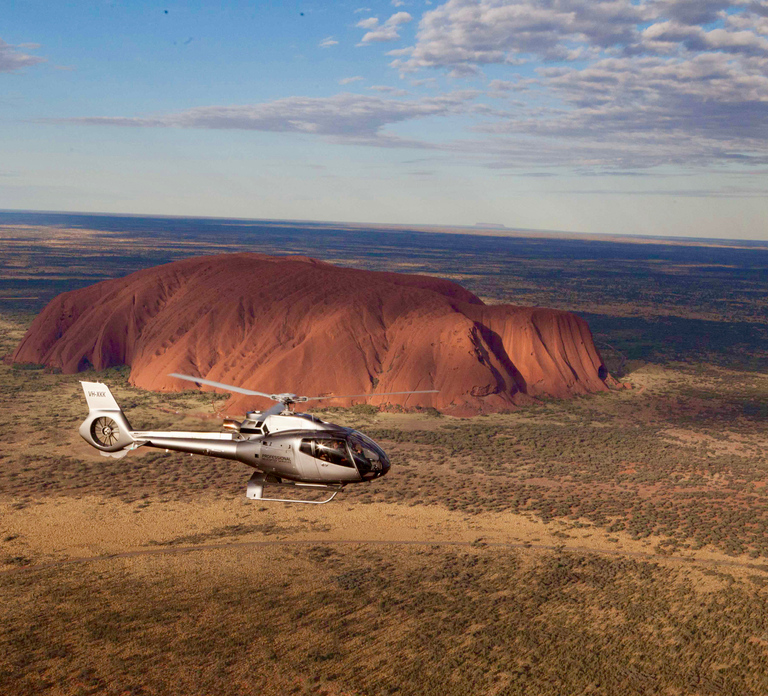 Yulara: Uluru and Kata Tjuta Sunset Helicopter Tour