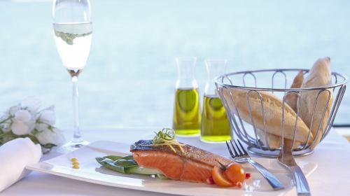 Captain Cook Sydney Harbour Lunch Cruise (Including 3-Course Lunch / Departing from King Street Wharf) Transport Passes
