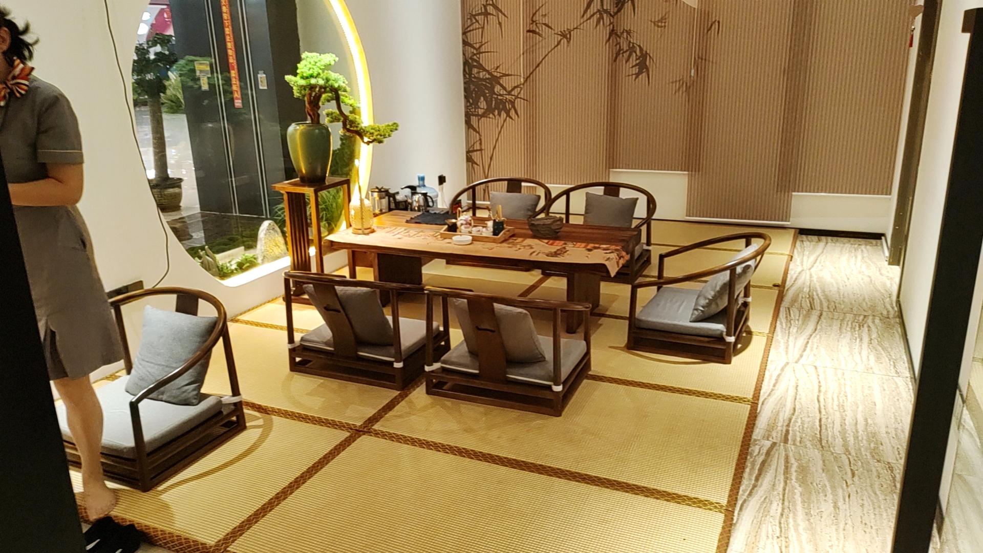 Dehang Moonlight Yunxi Tea House Phoenix International Airport