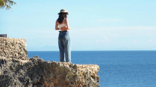 Philippines Siquijor Island Tour: Cliffs & Old Balete Tree & Churches & Beaches