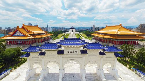 Small-Group: Classic Taipei Landmarks Day Tour Day Tours