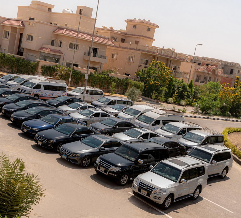 Dubai: Transfer from Dubai Airport to Dubai City