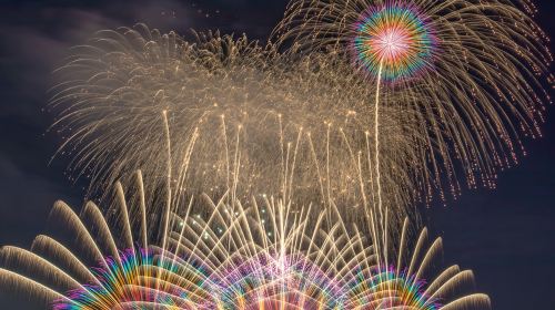 Hakone Lake Ashi & Atami Fireworks Festival Day Tour from Tokyo – Small Group Max 9